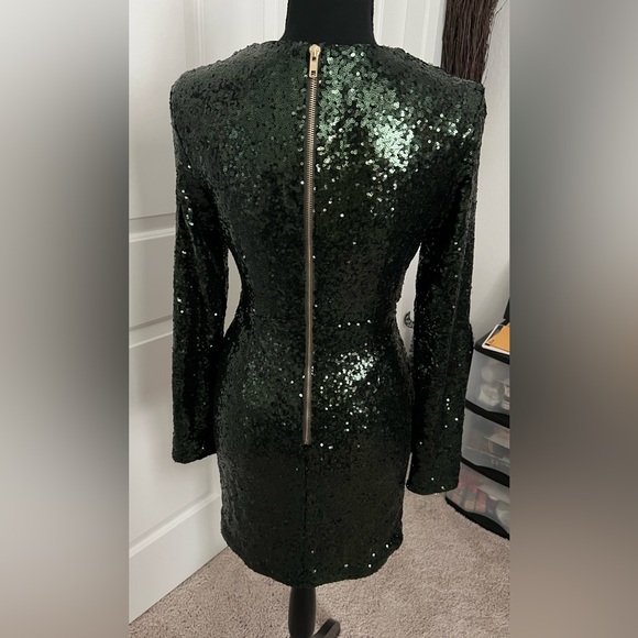 Charlotte Russe Deep V Long Sleeve Sequin Dress size M - Picture 3 of 8